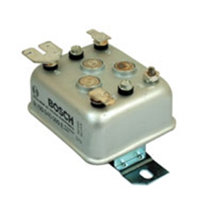 Picture of 14v dynamo 30 amp voltage regulator (External)